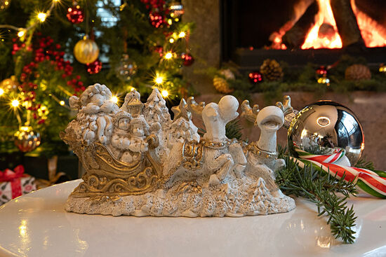 KÜÇÜK KIZAKLI NOEL BABA 18x11 cm KREM-GOLD (YLBŞ) HYK1078 - 4