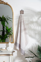 ŞAL DESEN BORDÜRLÜ HAVLU EKRU 70x140cm (TRY) - SERİSONU HAVLU BORNOZ